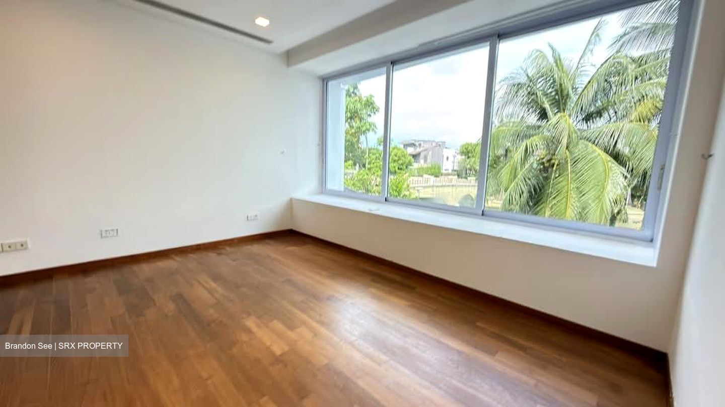 Ocean 8 (D4), Terrace #582937351
